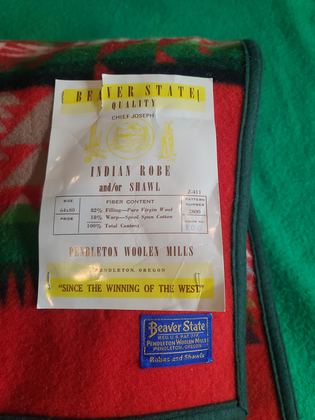Pendleton Chief Joseph robe, red colourway 64 x 80 in., with original hangtag, plate 156